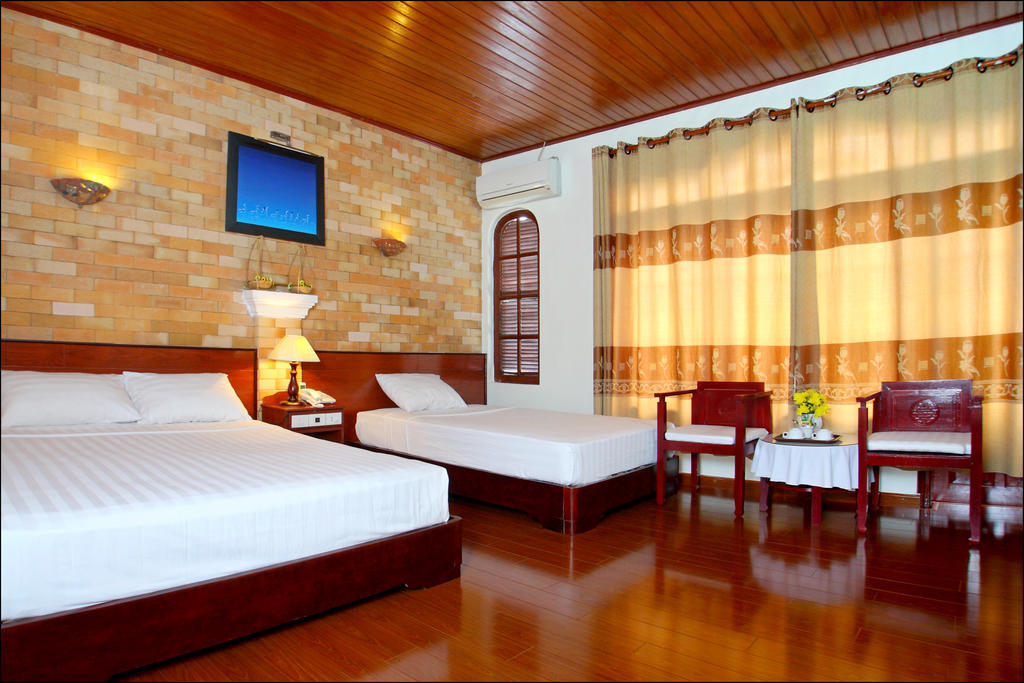 Nhi Trung Hotel Hoi An Zimmer foto